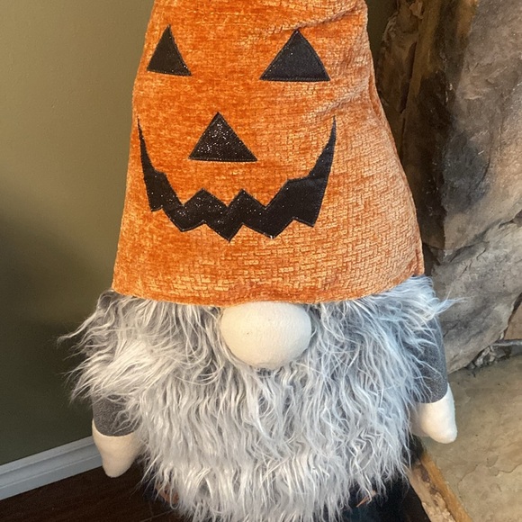 Large Halloween Gnome  with Orange and Black pumpkin hat - Picture 3 of 12